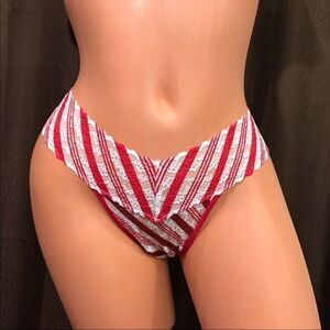 Victorias Secret Christmas Everyday one size fits all thong Glitter striped M L